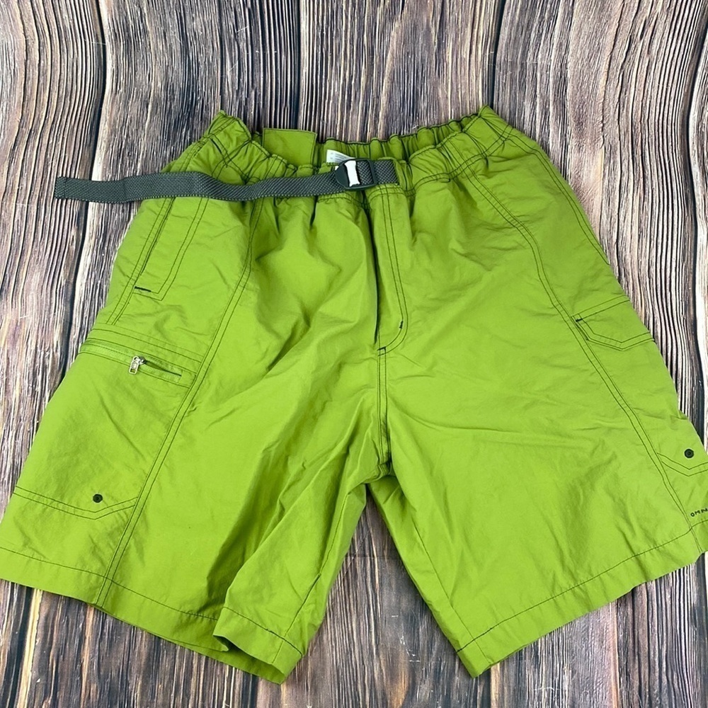 Columbia Men’s Omni-Shade Green Hiking Shorts- Size Medium